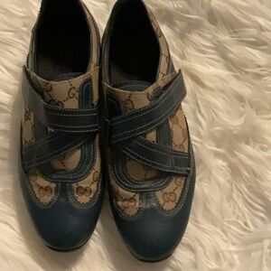 Gucci Navy and Beige Monogram Sneakers